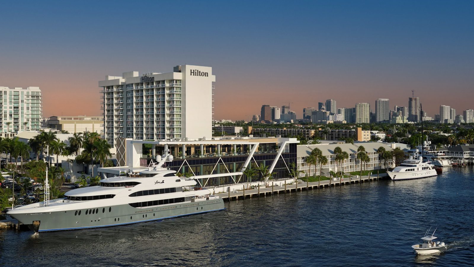 Hilton Fort Lauderdale Marina with yachts along the water